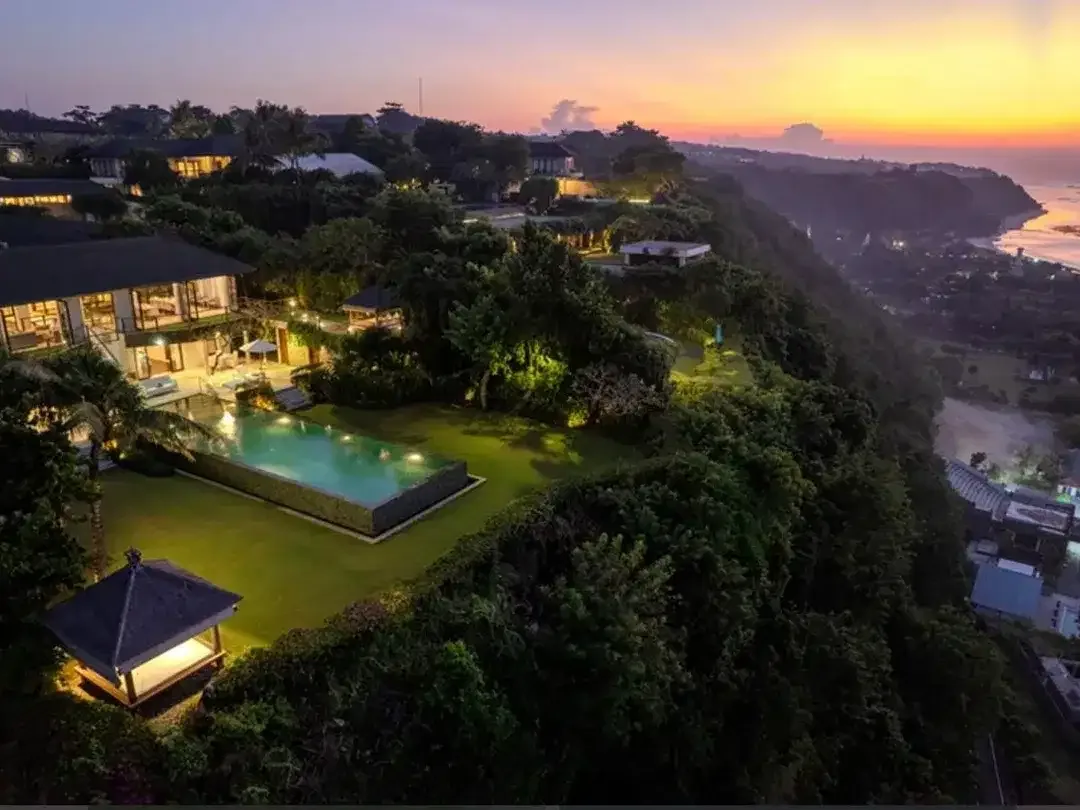 Dijual Luxury Villa Los Tebing / Cliff Front Pandawa Beach - Image 3 of 10