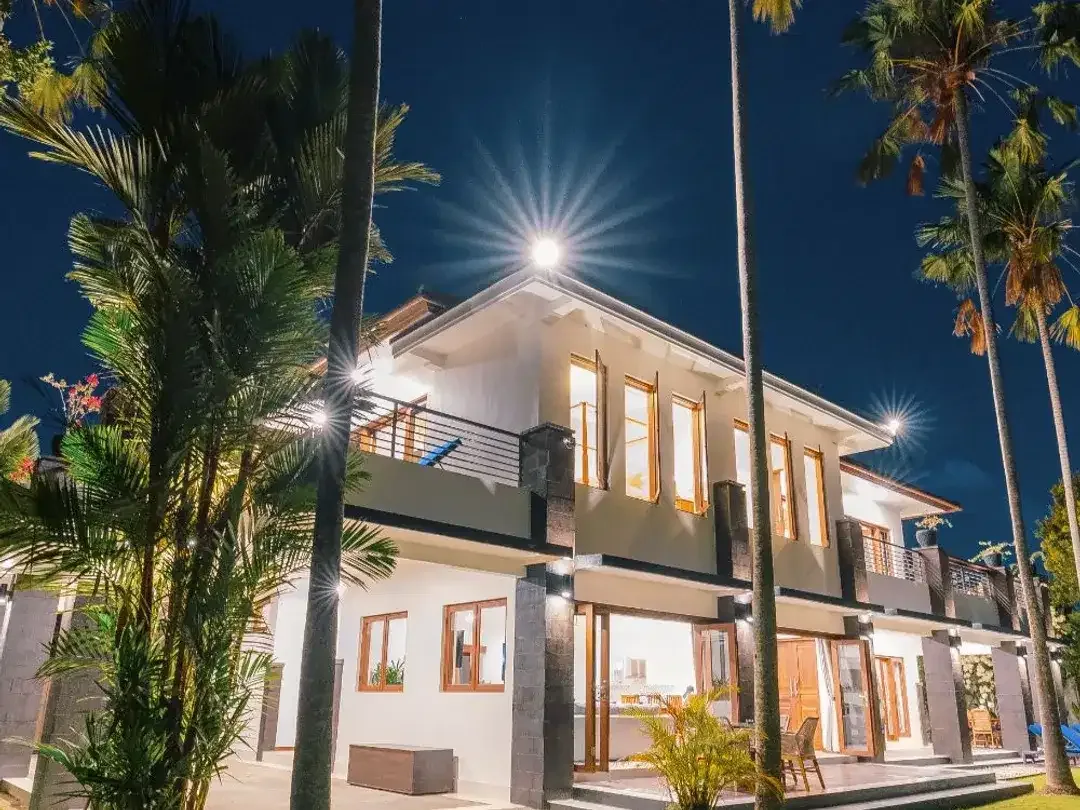 For Freehold Great Villa with the huge land in Umalas - Image 2 of 10