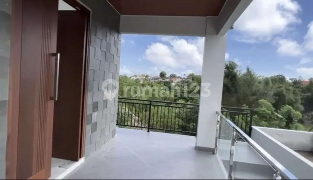 Villa Siap Huni Lingkungan Tenang Lokasi Strategis - Image 3 of 4