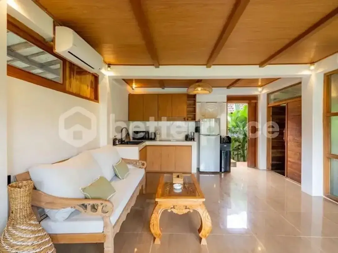 Brand-New Heritage Villa in Ubud: Hand-Crafted Joglo Architecture, Turnkey Furnishing, Outstanding Investment Upside - Image 2 of 10