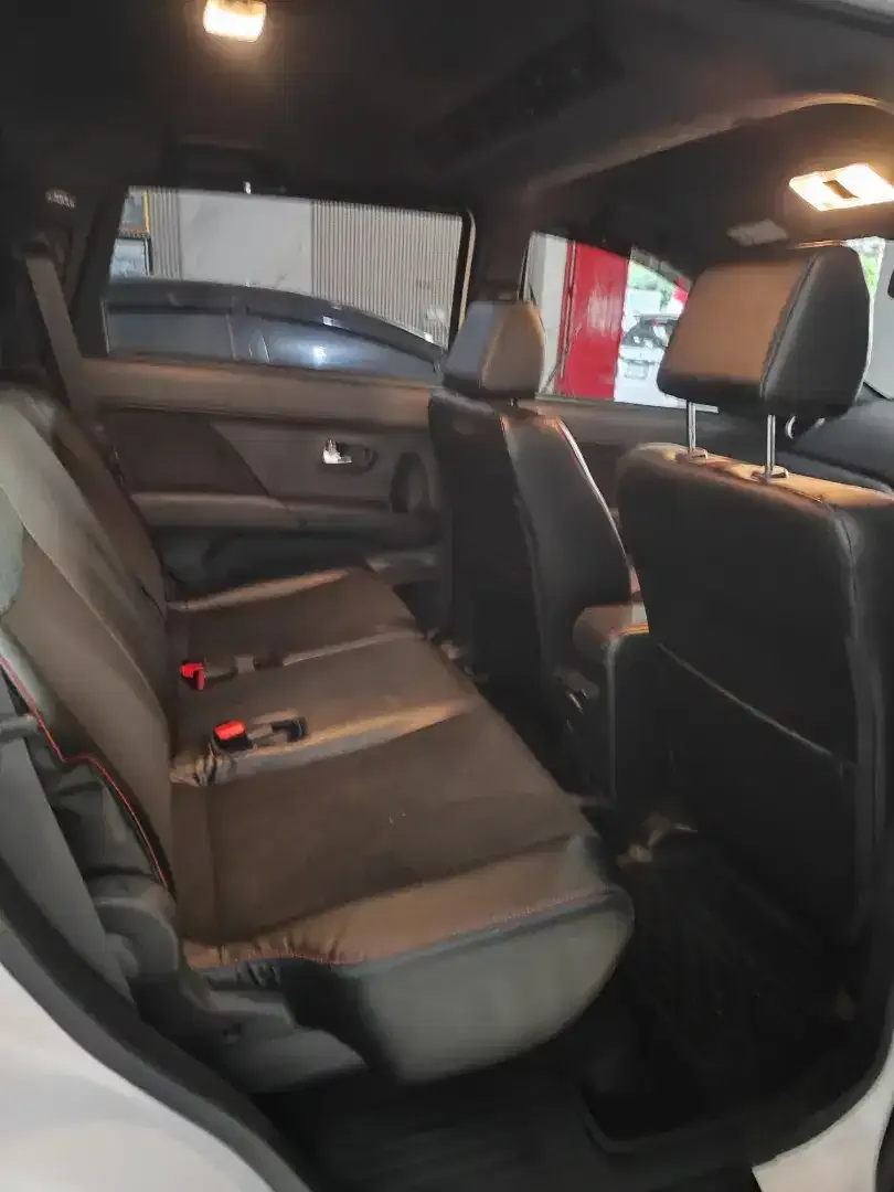 Daihatsu terios R Custom 2026 Automatic - Image 6 of 9