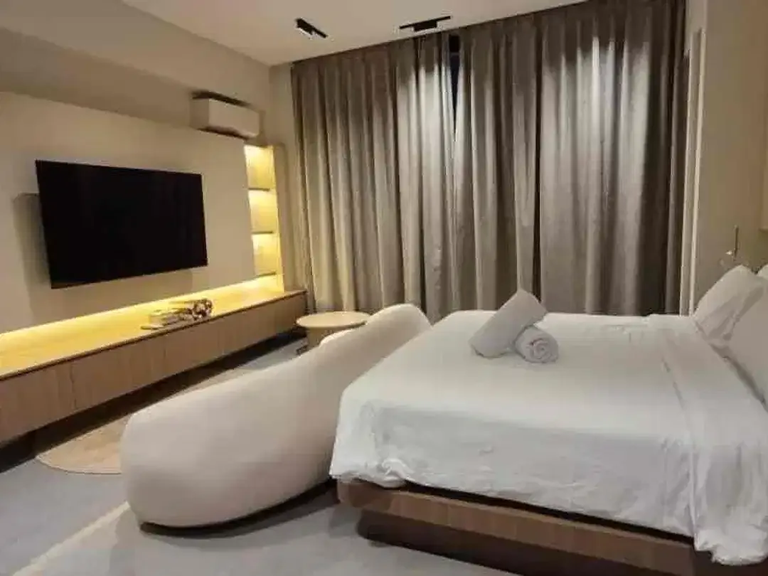 DIJUAL RUMAH FULL FURNISHED DAERAH LEGIAN BALI - Image 5 of 7