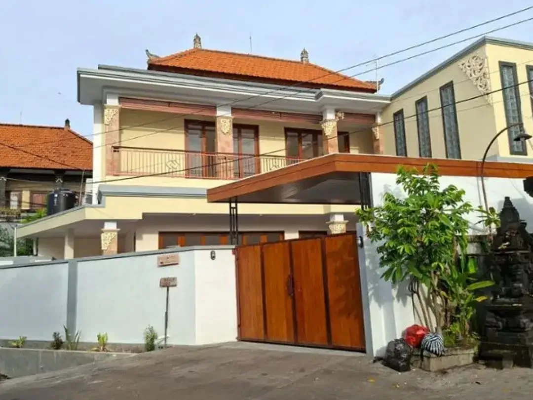 VILLA 2 LANTAI DI TIRTA AKASA SANUR DENPASAR - Image 3 of 10
