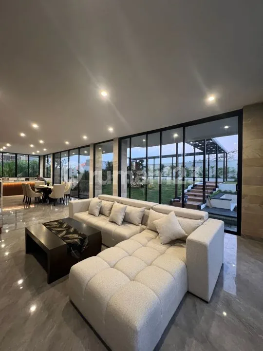 For Sale Brand New !! Luxury 3 Bedrooms Villa Located In Ungasan Area With Beautiful Sea View. - Image 3 of 4
