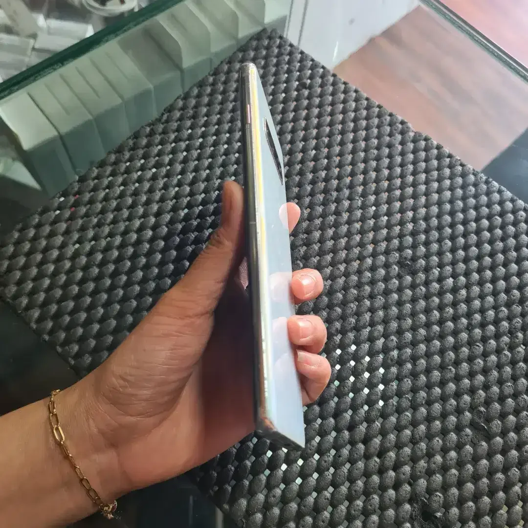 Samsung Galaxy S10+ 8/128GB SEIN Unit Only – Layar AMOLED - Image 3 of 5