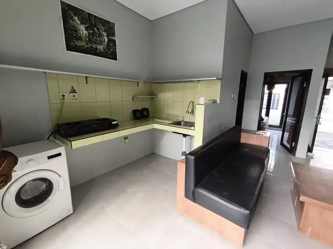 Disewakan Rumah 1 Lantai Lingkungan Nyaman di Jl. Jepun, Puri Gading Jimbaran - Image 10 of 10