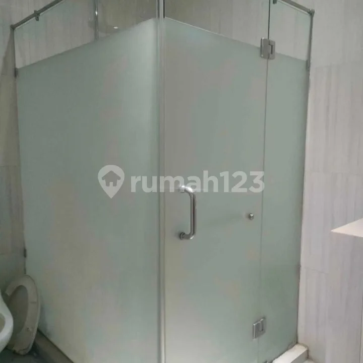 Rumah 2 Lantai Full Furnished Lokasi Tukad Asahan Renon Denpasar - Image 4 of 4