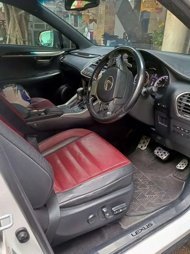 Lexus NX200t 2016 Bensin - Image 7 of 10