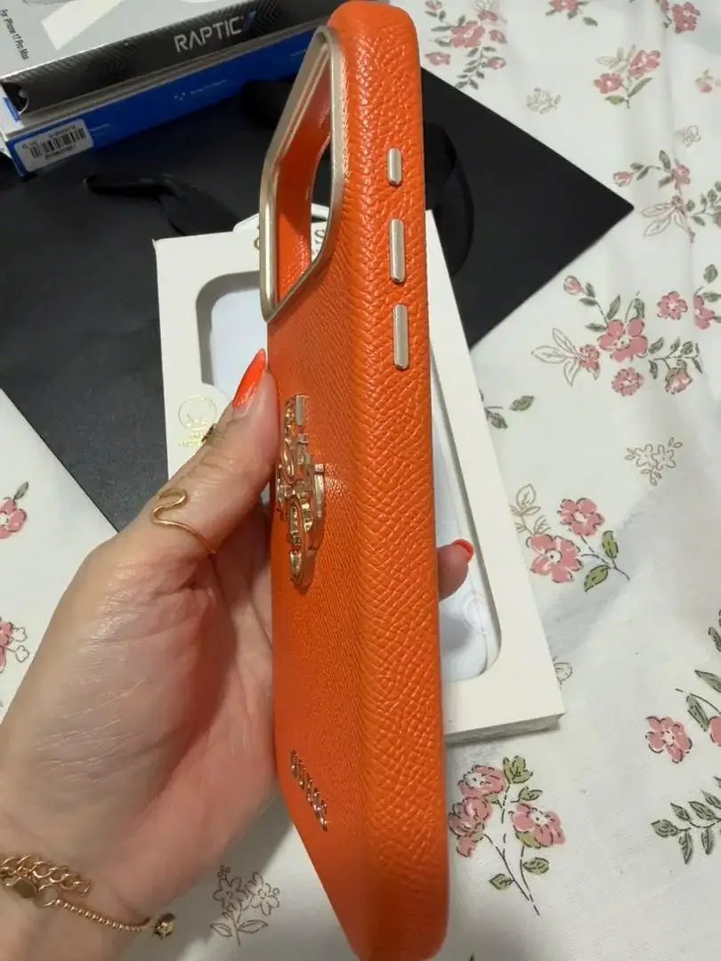 Dijual Casing HP Iphone 17 Pro Max Guess Original - Image 3 of 10