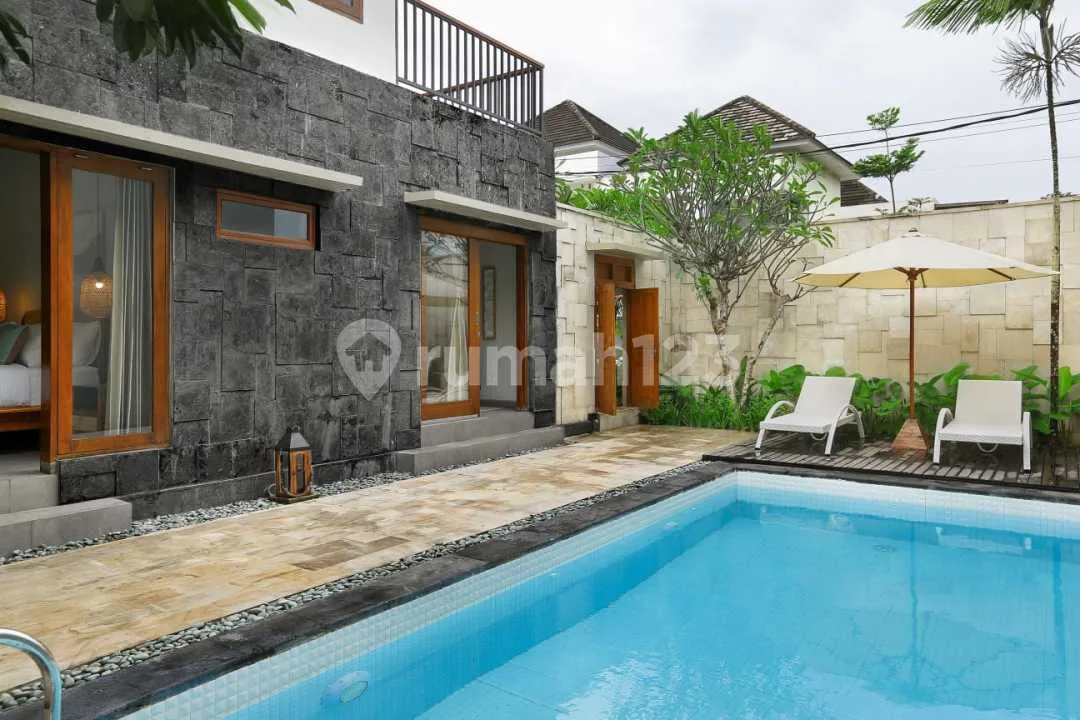 Vila, Jual, Second Jimbaran 208m2, 180m2, Imb - Image 1 of 4