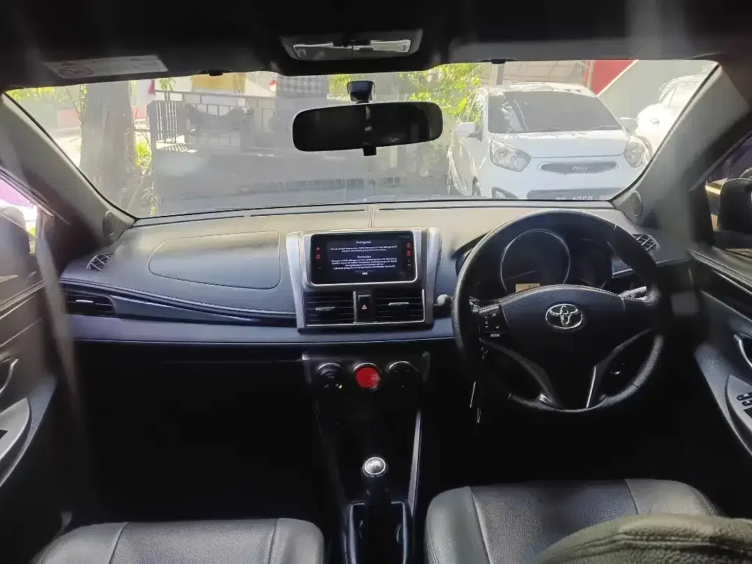 YARIS TRD Sportivo Manual Low km pajak baru siap pakai - Image 5 of 10
