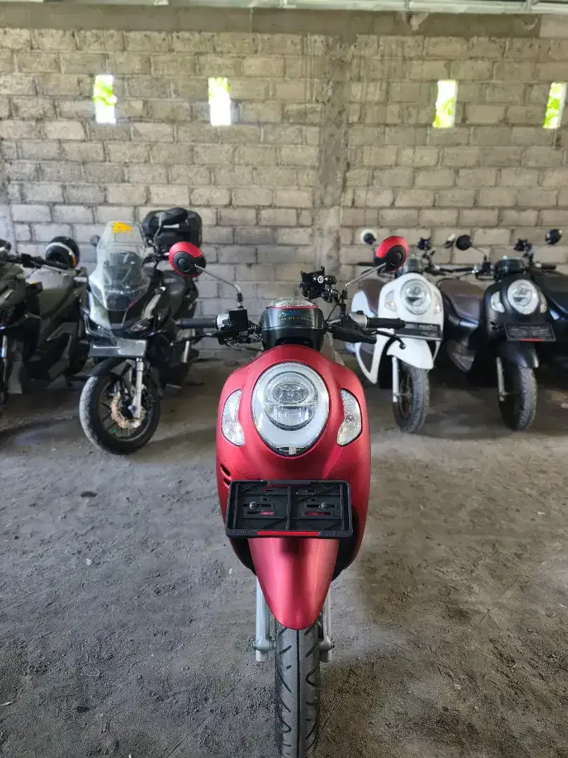 SCOOPY RED 2023 - Image 2 of 4