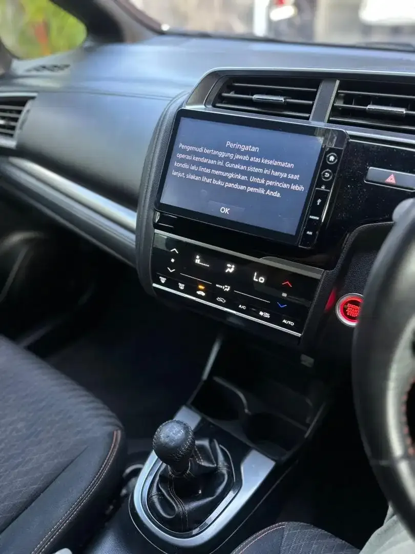 JAZZ RS 2018 MANUAL ASLI BALI LOW KM ISTIMEWA SIAP PAKAI - Image 10 of 10