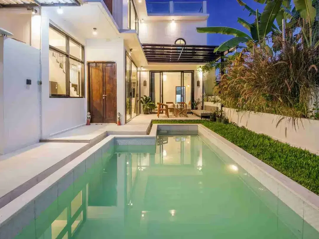 3 Bedrooms Villa With Rooftop In Jimbaran - Image 2 of 10