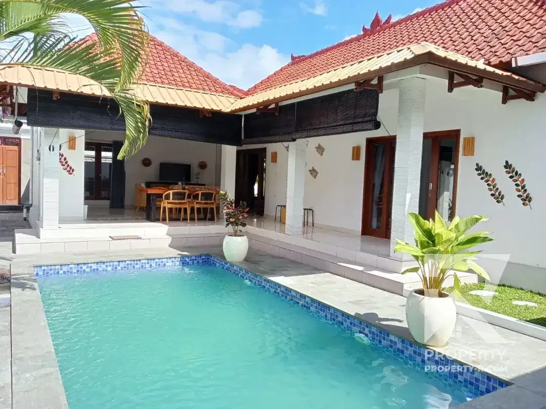Villa Luas 2 Kamar Tidur dengan Kolam Renang di Seminyak, Bali untuk Disewa Tahunan - Image 1 of 10