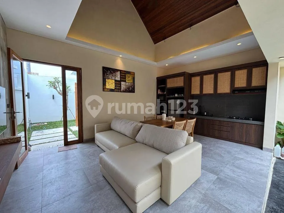Dijual Villa di Buduk, Dekat Canggu, Bali - Image 2 of 4