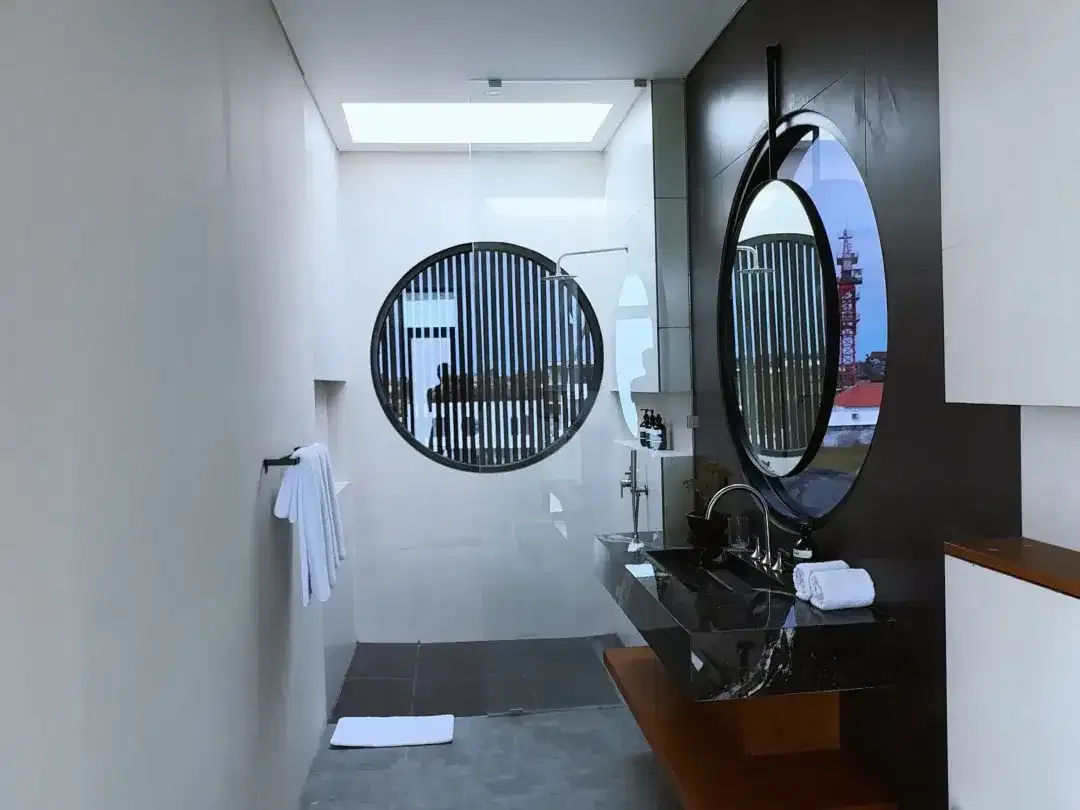 4 Bedroom Villa for sale in Pantai Lima, Bali - Image 7 of 7