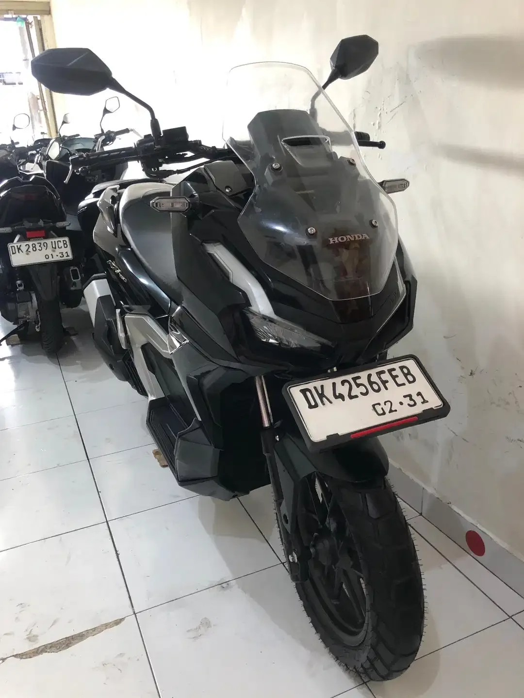 Honda ADV 160 CBS Th.2026 low km 1400!! - Image 2 of 10