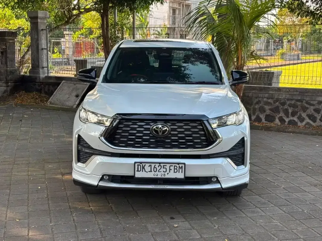 Toyota Zenix Q Hybrid Modelista 2023 - Asli Bali - Image 3 of 10