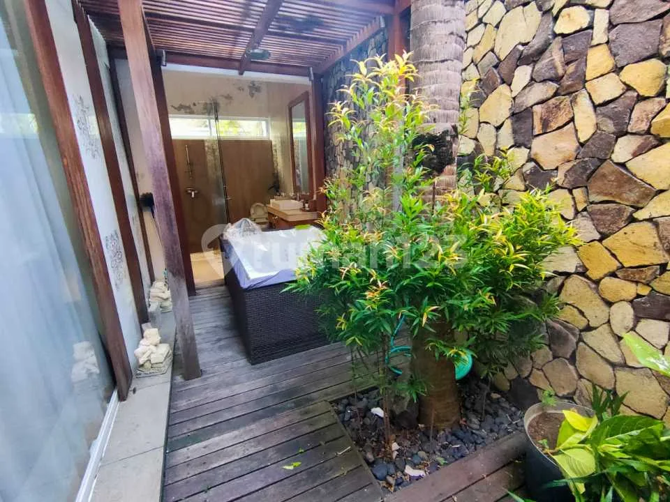 Cozy One Gate System Villa In Kerobokan Near Kudeta Beach Club - Image 4 of 4
