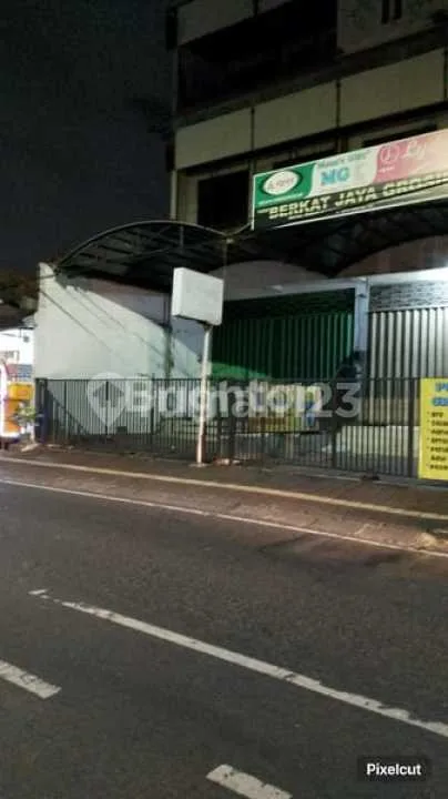 Dijual / Disewakan Ruko 3 Lantai - Jalan Utama Setiabudi - Image 1 of 3