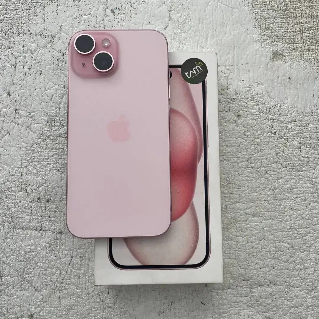 iPhone 15 iBox PA/A Warna Pink 128GB - Image 3 of 3