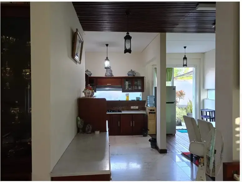 Villa Jual Di Jalan Dewi Sri, Legian, Kuta, Bali - Image 4 of 10