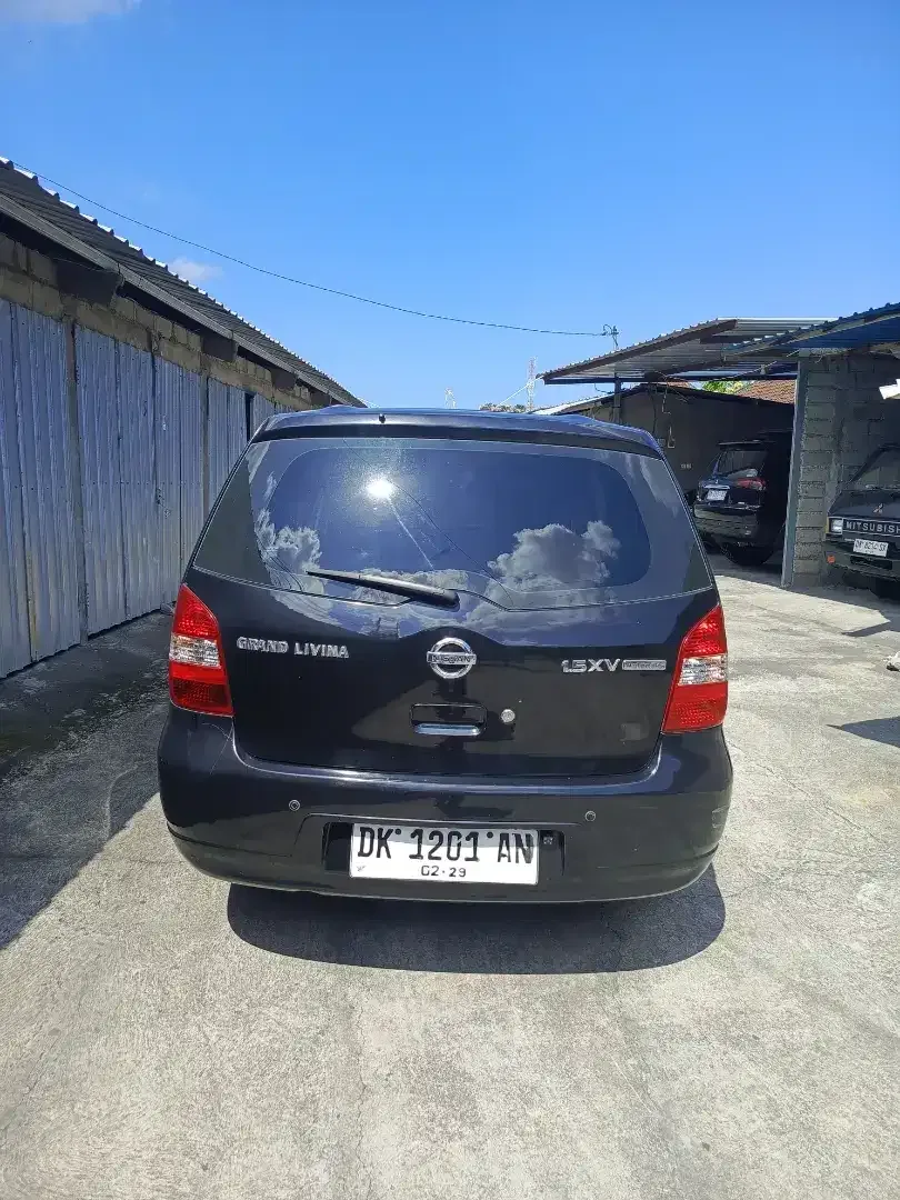 Dijual mobil Nissan Grand Livina - Image 3 of 7