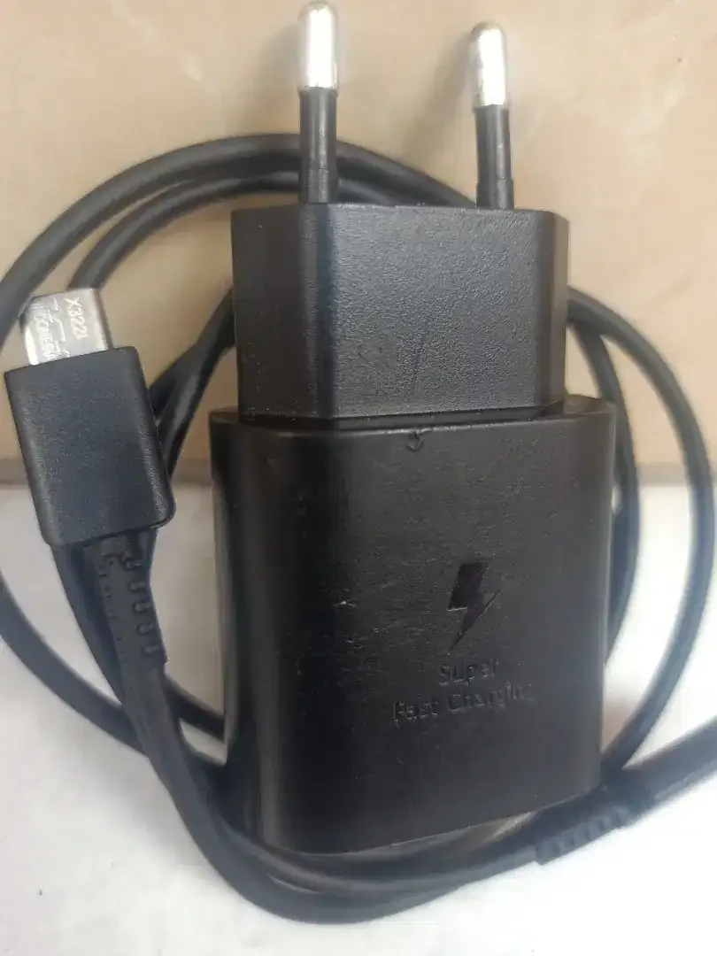 CHARGER BEKAS ASLI BAWAAN SAMSUNG S20, S20+, S20 ULTRA TIPE C TO C - Image 2 of 3