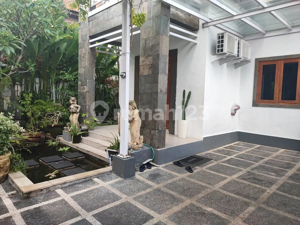 Jual Villa di Jl Umalas Klecung, Kerobokan Kelod, Kuta Utara - Image 2 of 4