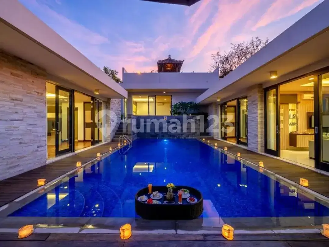 For Sale Villa Modern Style At Nusa Dua Badung Bali - Image 7 of 10
