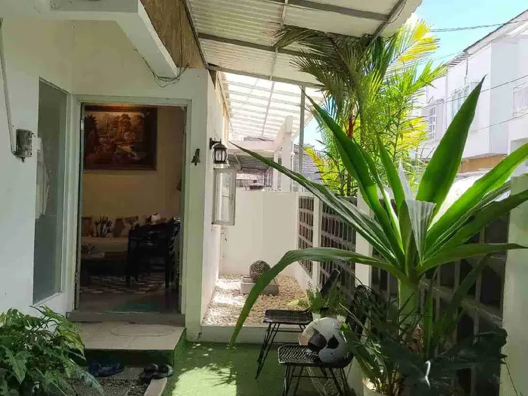 Rumah 2Lantai Siap Huni Hadap Timur Di Lokasi Strategis Di Jimbaran Bali - Image 2 of 10