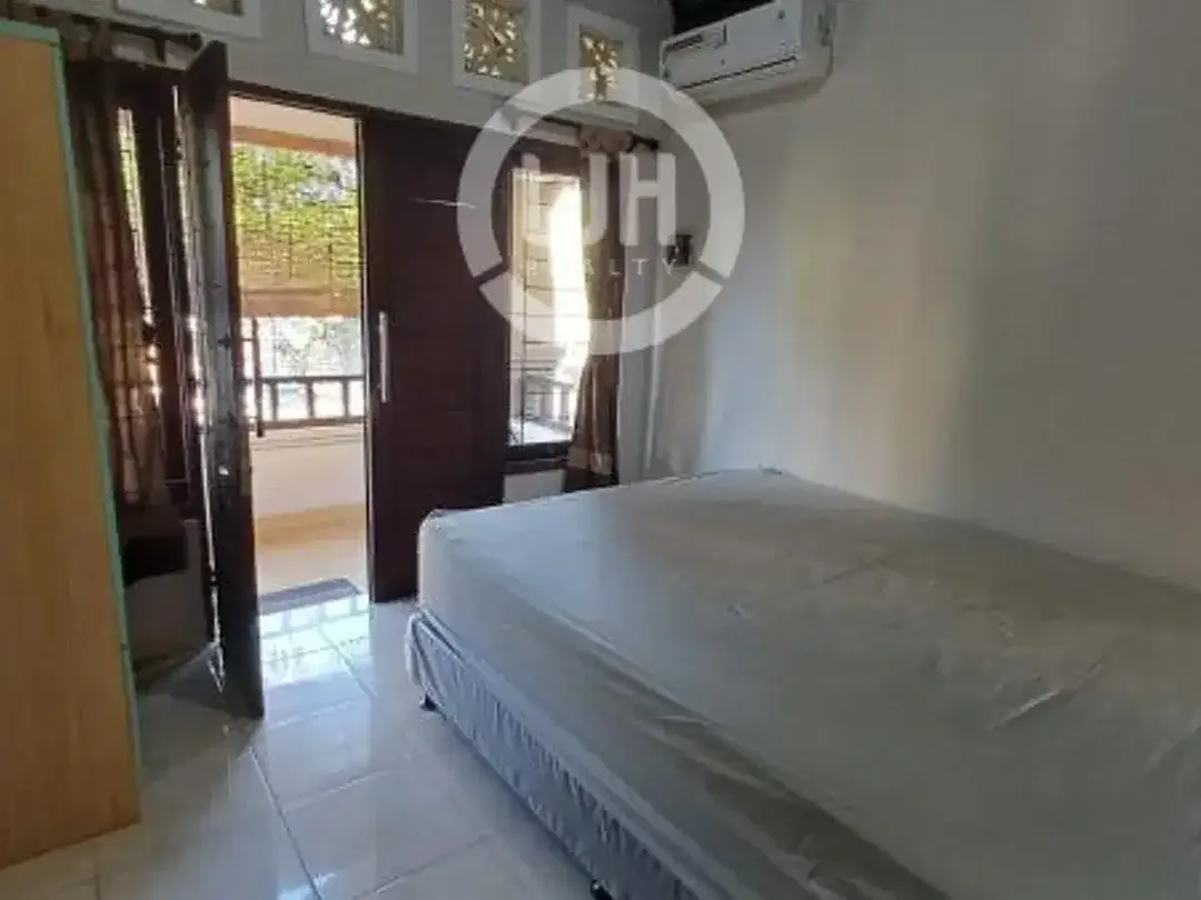 House For Lease In Kerobokan, Close to Petitenget, Batu Belig & Teuku Umar Barat - Image 5 of 6