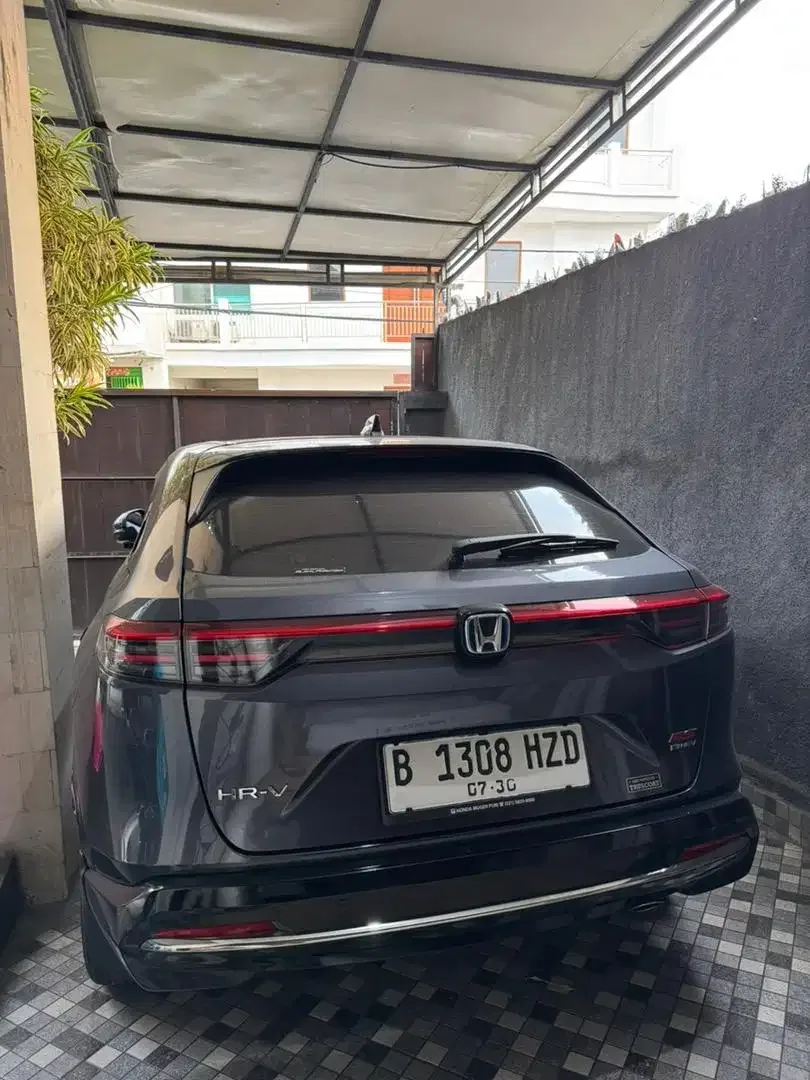 Honda HRV RS Hybrid (e:Hev) 2025 - Image 2 of 5
