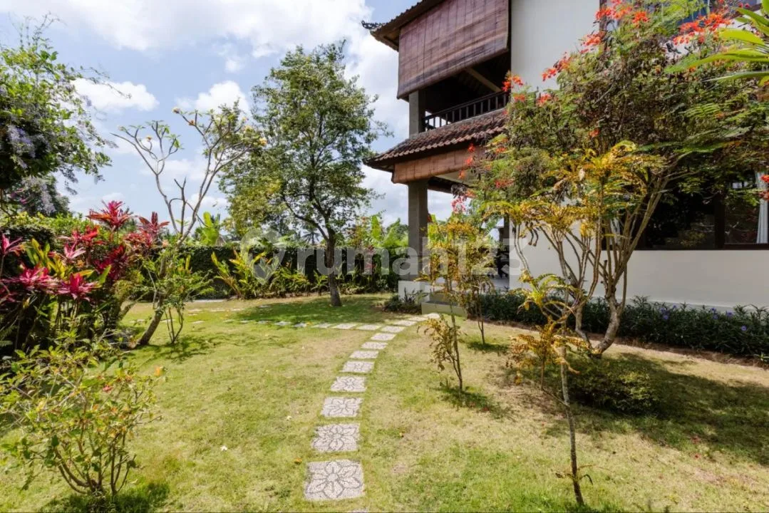 Leasehold Villa 25 Years - Central Ubud 350M² - Image 3 of 4