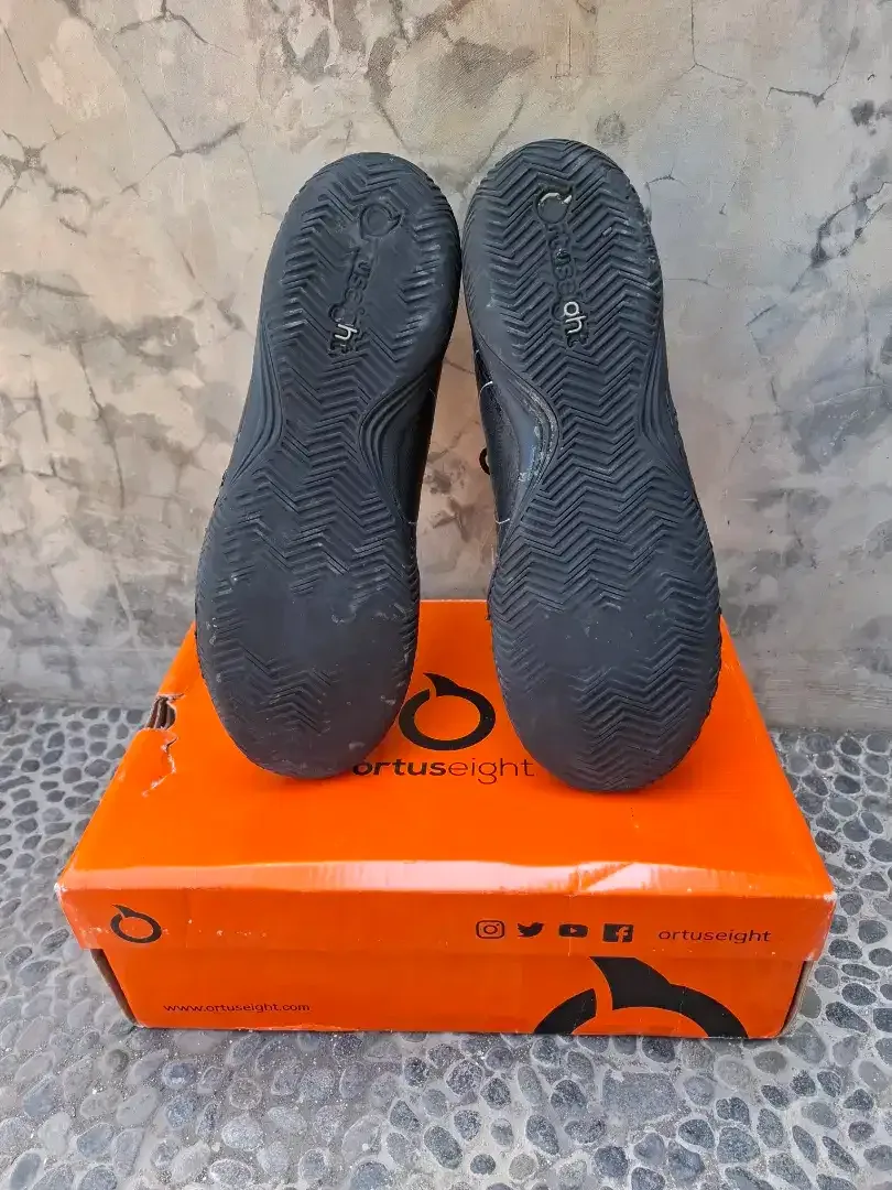 Sepatu Futsal Ortus Bekas Size 40 Kondisi Minus Harga Net Original - Image 2 of 3
