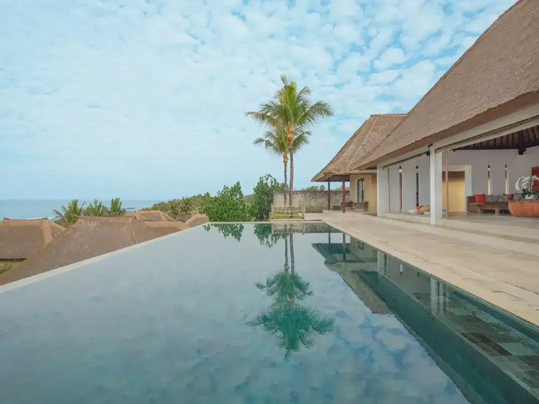 Freehold - A Rare Absolute Beachfront Luxury Estate on Bali's West Coast, Tabanan, Bali - Image 9 of 10