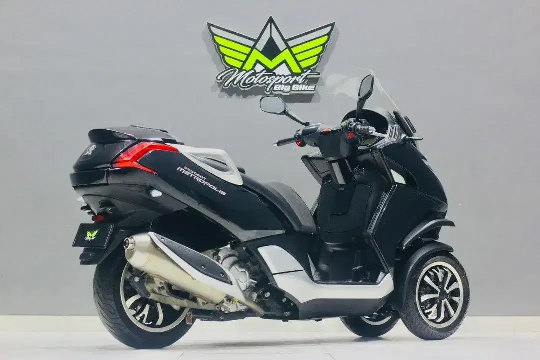 Peugeot metropolis 400i mulus piaggio mp3 ADV750 T-max Forza xmax - Image 1 of 4