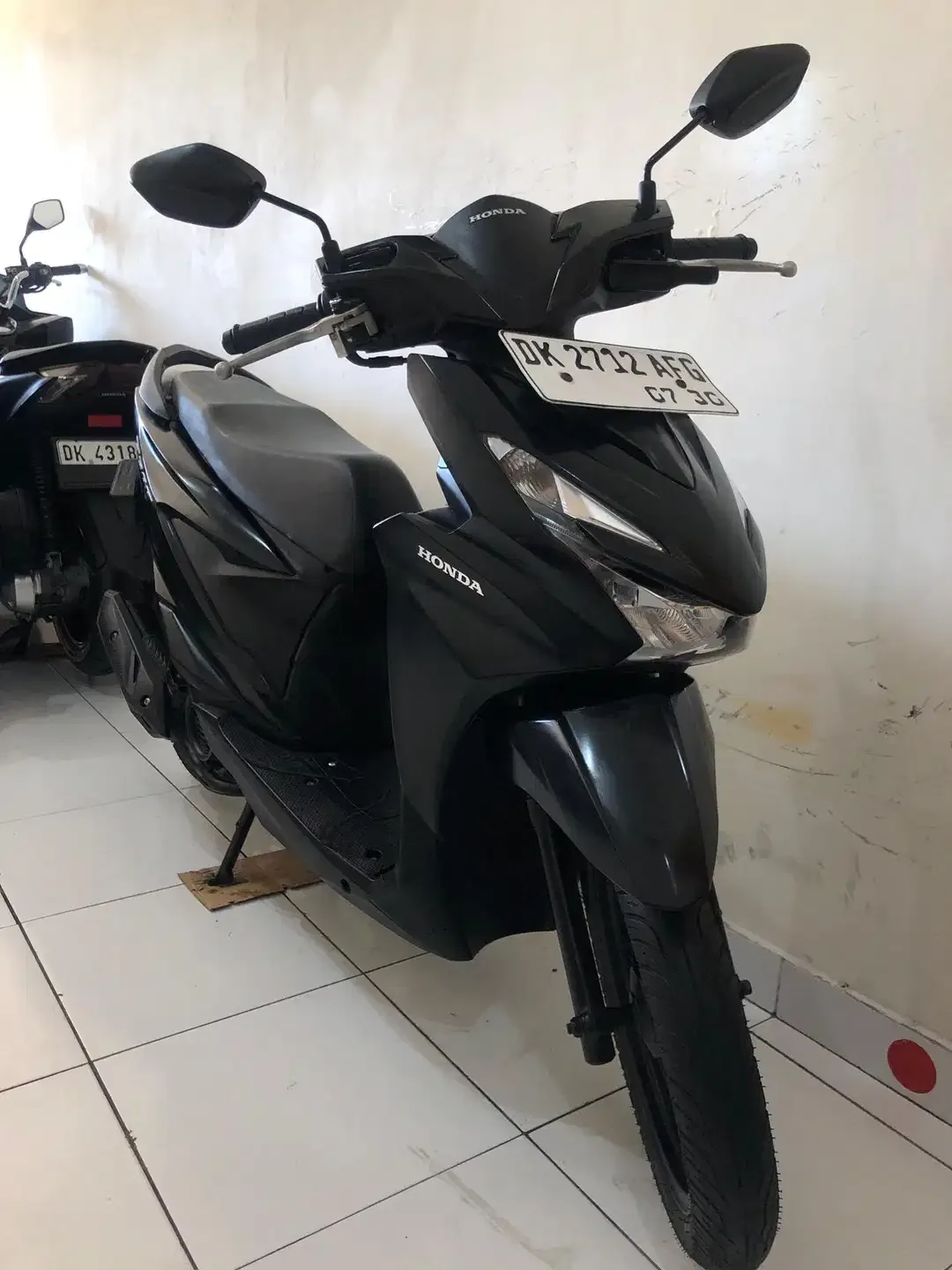 Honda Beat Deluxe Smarkey Th.2025 pajak baru!! - Image 1 of 9
