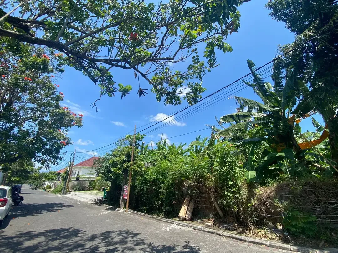 DIJUAL TANAH DI DALAM KOMPLEK PERUMAHAN KUTA FAMILY - Image 2 of 4