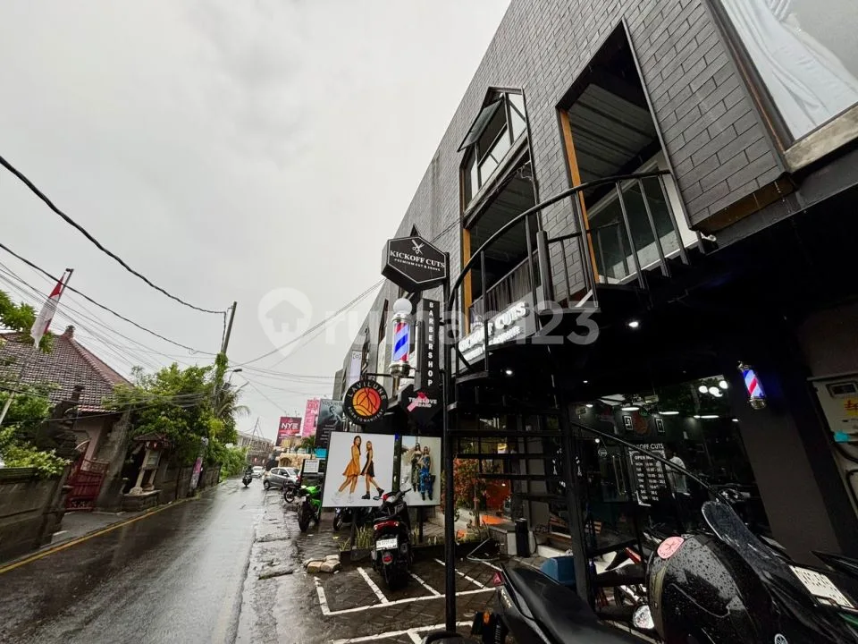 3 Floors Shop Houses At Strategic Area Of Canggu Berawa Shortcut Bali - Image 1 of 4