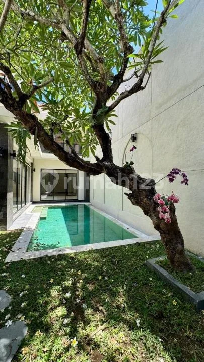 Brand New 2 Bedrooms Villa Seminyak 200M2 - Image 3 of 4
