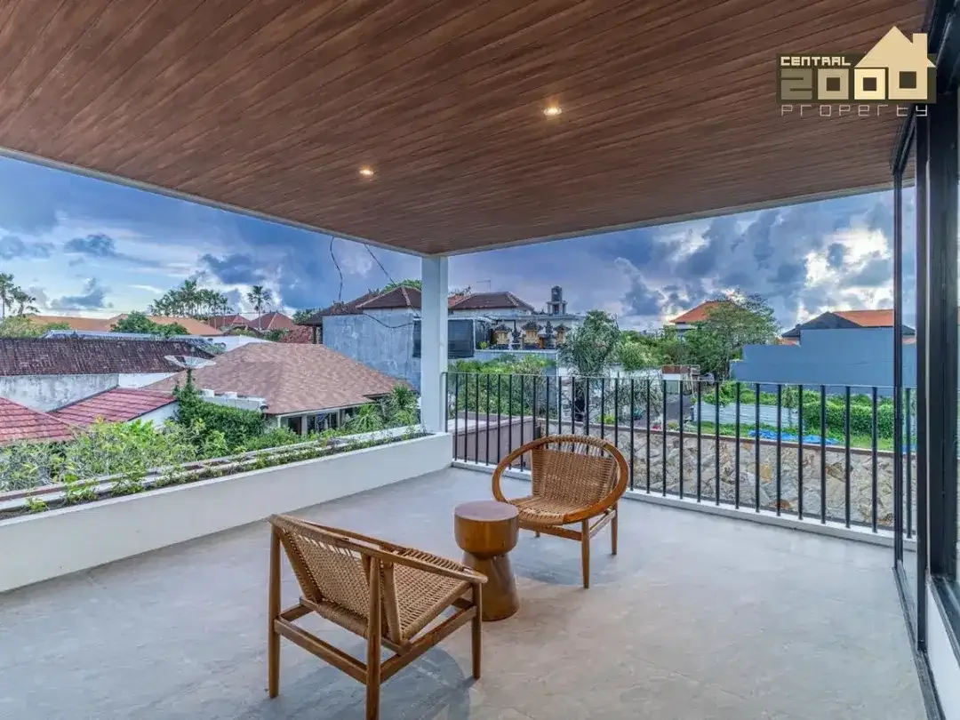 Luxury Design Tropical Villa in Prime Seminyak, Bali - Image 8 of 10
