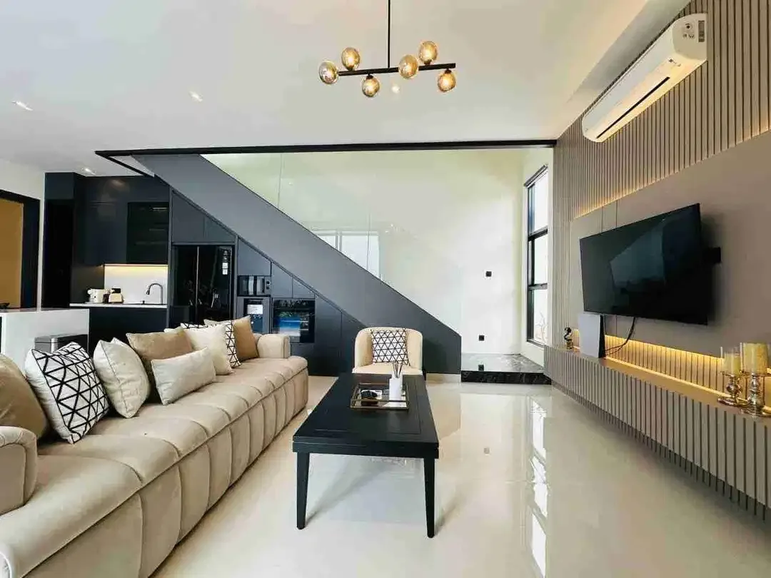 Jual Villa 2lt Furnished lokasi di Canggu Berawa area Investasi Strategis. hb - Image 6 of 10