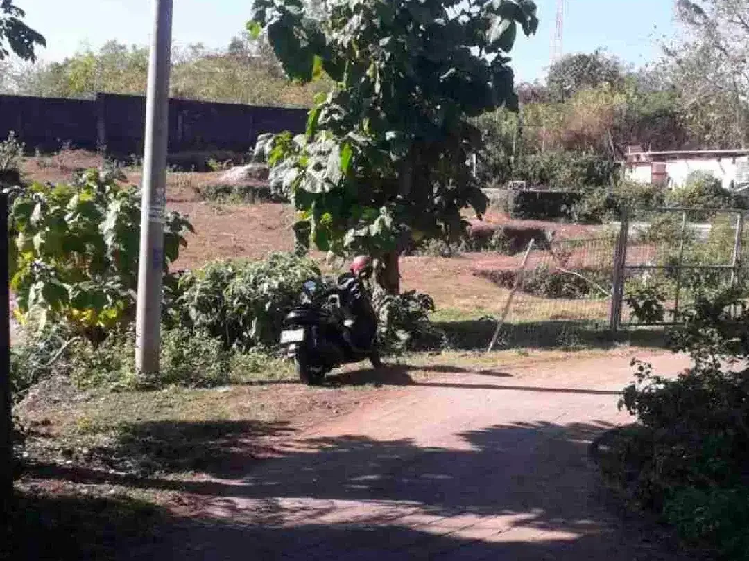 BUC jual bawah harga tanah di perumh.Kampial Nusa Dua bisa cicil 2 th - Image 1 of 7