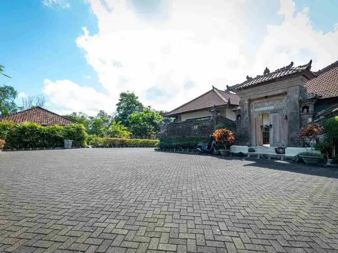 Villa Tropical di Jl Pantai Balangan Ungasan - Image 3 of 10