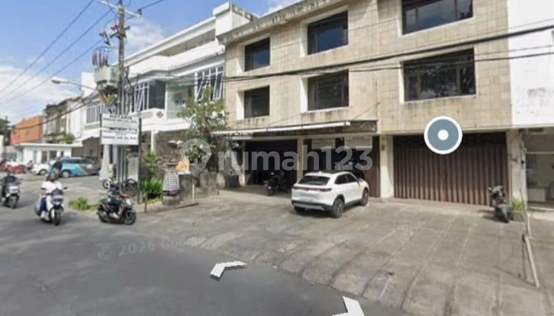Jual Ruko Lantai 2 Lokasi Seminyak Badung Bali - Image 2 of 4