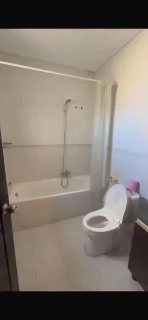 Dijual Rumah di Kawasan Elit Renon Panjer - Image 6 of 10