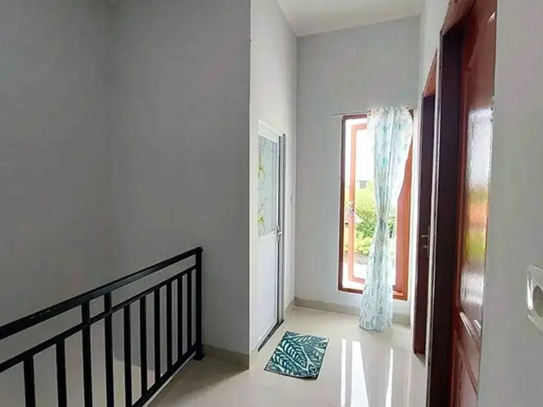 [Amr-064.Gev] Disewakan Bulanan Rumah Baru 2 Lantai di Gatsu Timur – Denpasar - Image 8 of 10