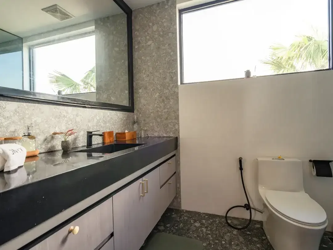 Leasehold - Exclusive Modern Suites in Prime Canggu Location, Bali - Image 8 of 10